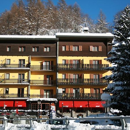Hotel Etoile De Neige Валтурненче Екстериор снимка
