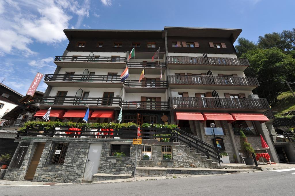 Hotel Etoile De Neige Валтурненче Екстериор снимка