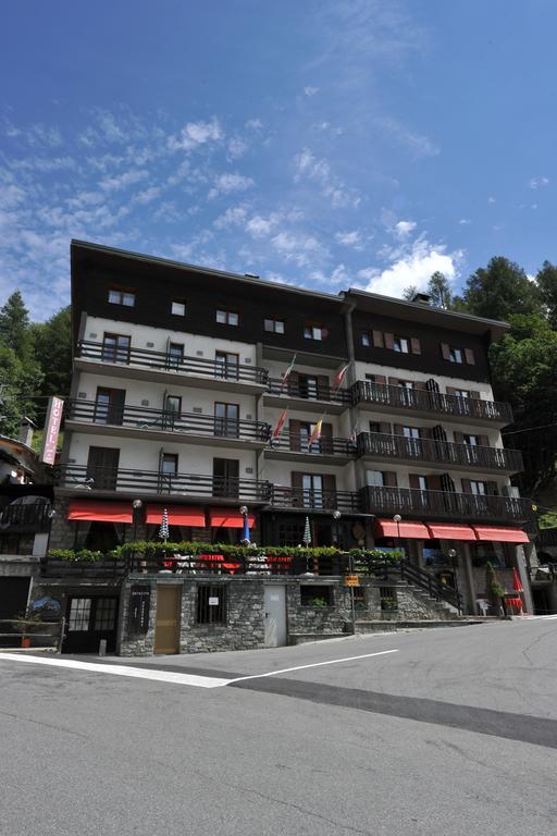 Hotel Etoile De Neige Валтурненче Екстериор снимка