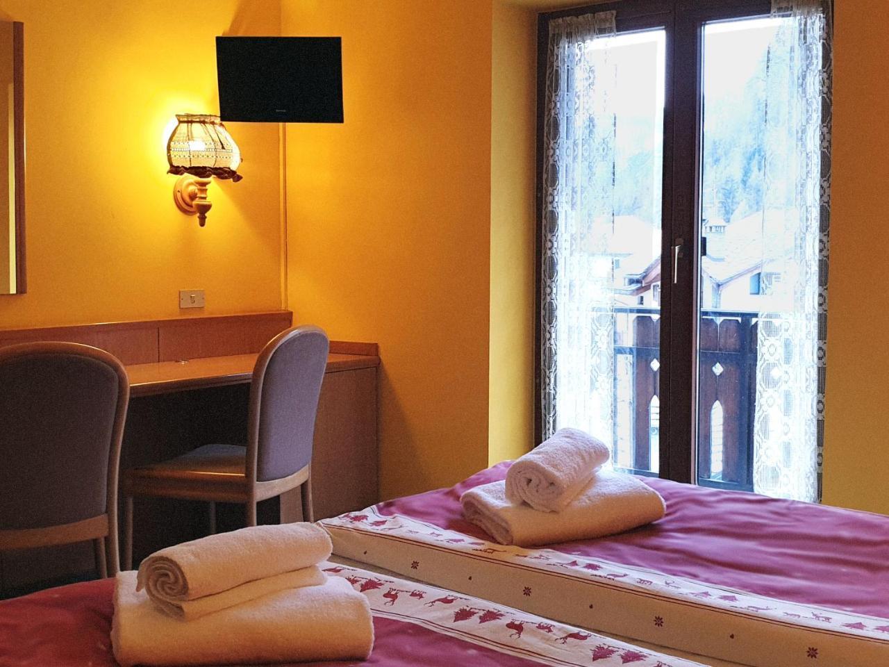 Hotel Etoile De Neige Валтурненче Екстериор снимка